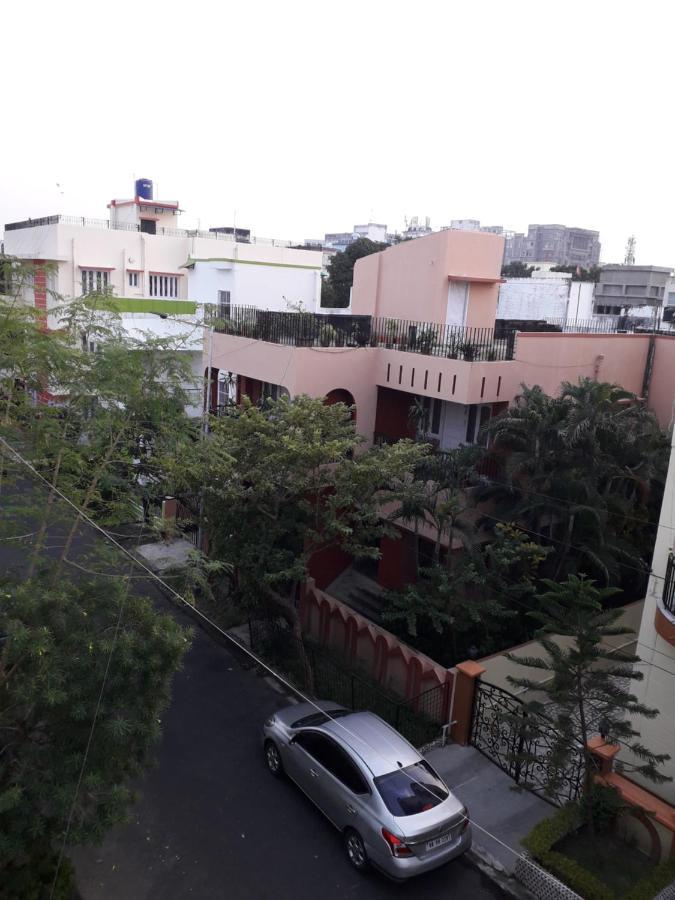 Hotel Galaxy Inn Kolkata Exterior photo